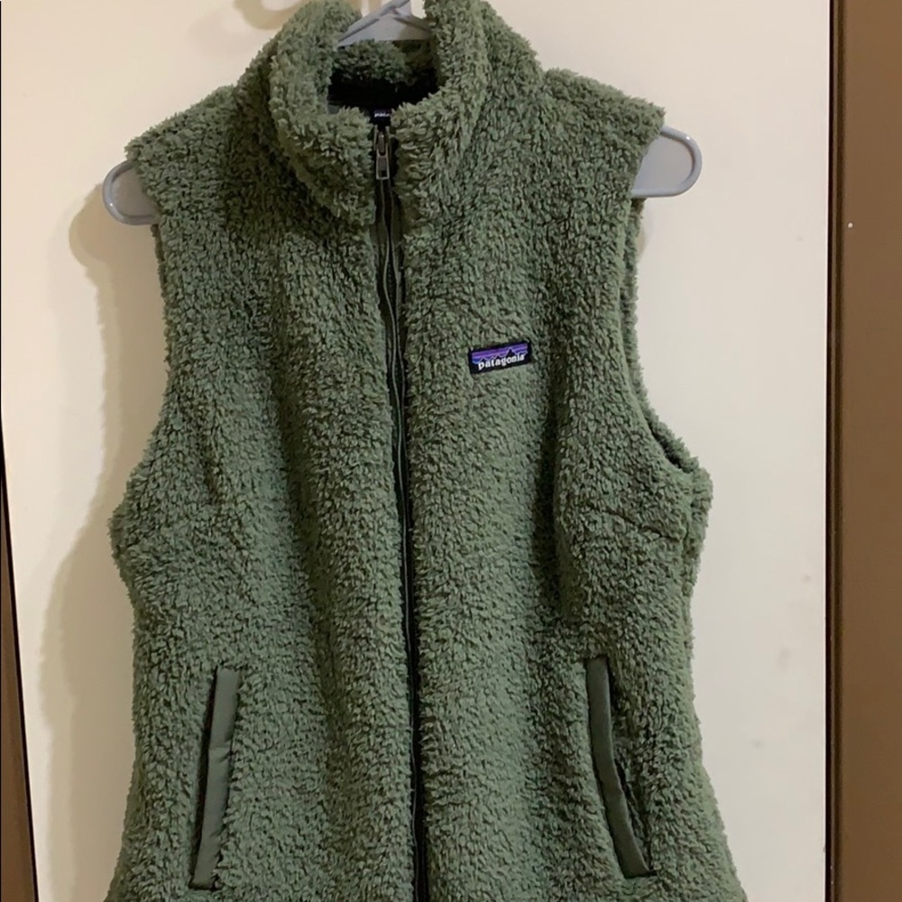 NWT Patagonia Los Gatos reversible Vest- Large
